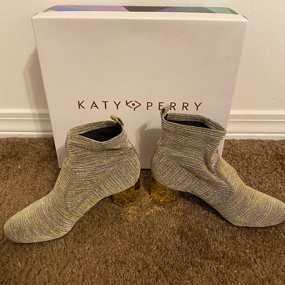 Ankle boots
